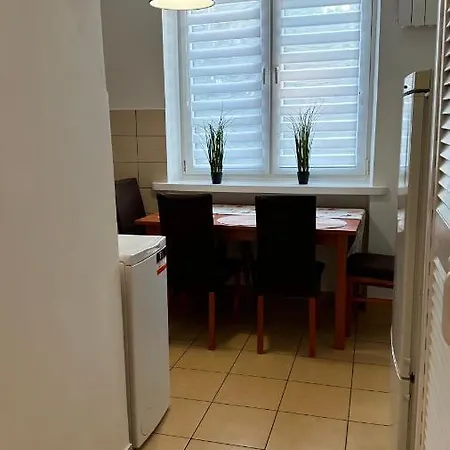 In - Wlokniarzy * Łódź