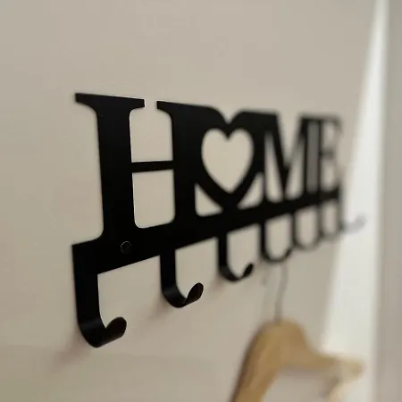 In - Wlokniarzy * Łódź