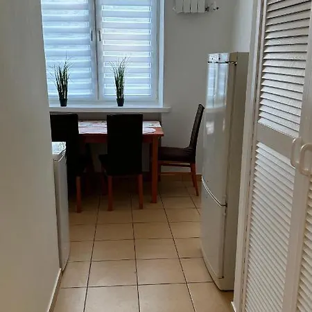 In - Wlokniarzy * Łódź