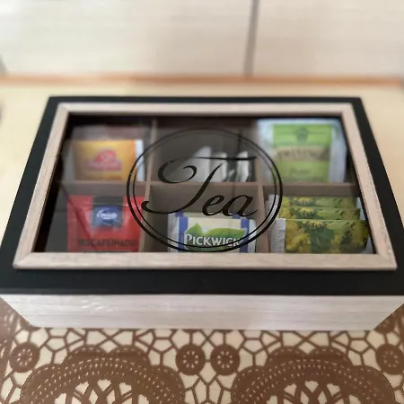 In - Wlokniarzy アパート ウッチ