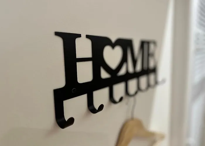 In - Wlokniarzy * Łódź