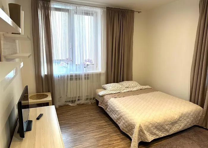 In - Wlokniarzy * Łódź