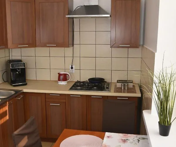 In - Wlokniarzy Apartamento *