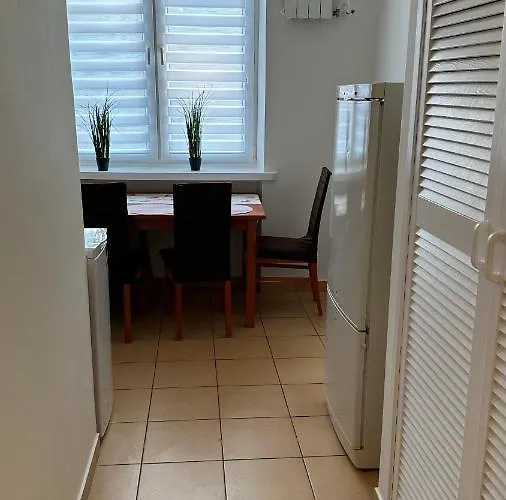 In - Wlokniarzy * ウッチ