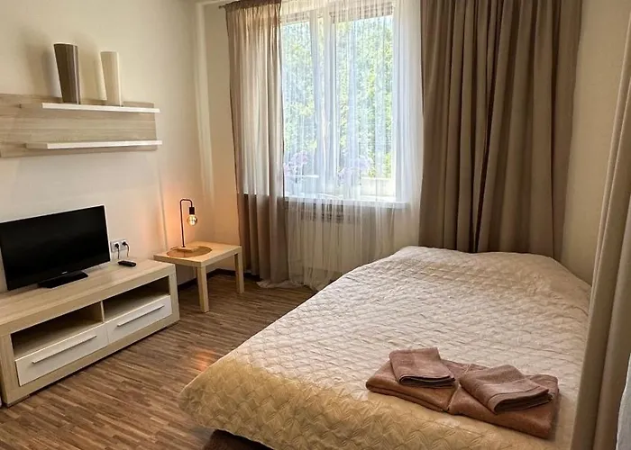 In - Wlokniarzy * Łódź